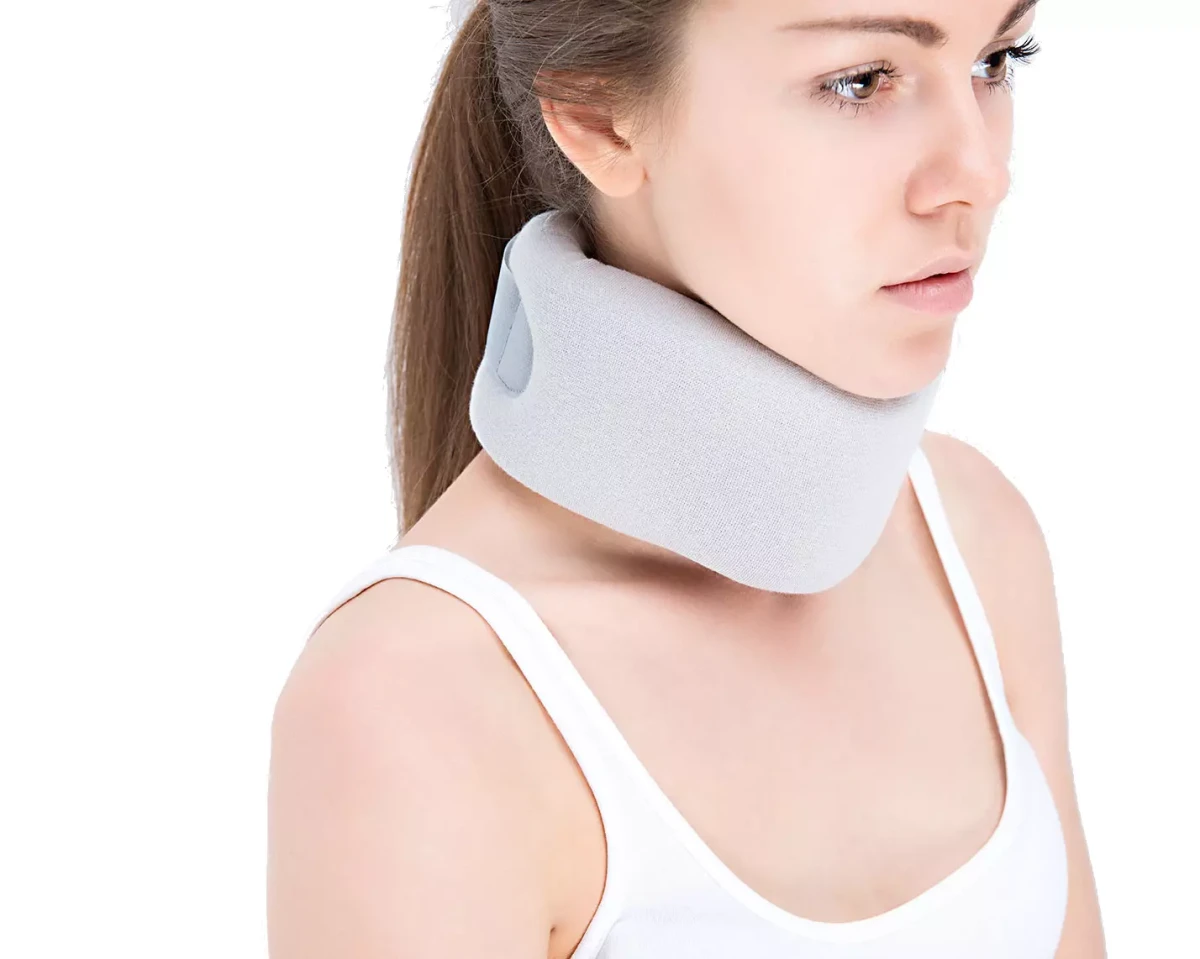 kolnierz-ortopedyczny-na-szyje-typu-schantza-polsztywny-am-km-reh4mat-.webp