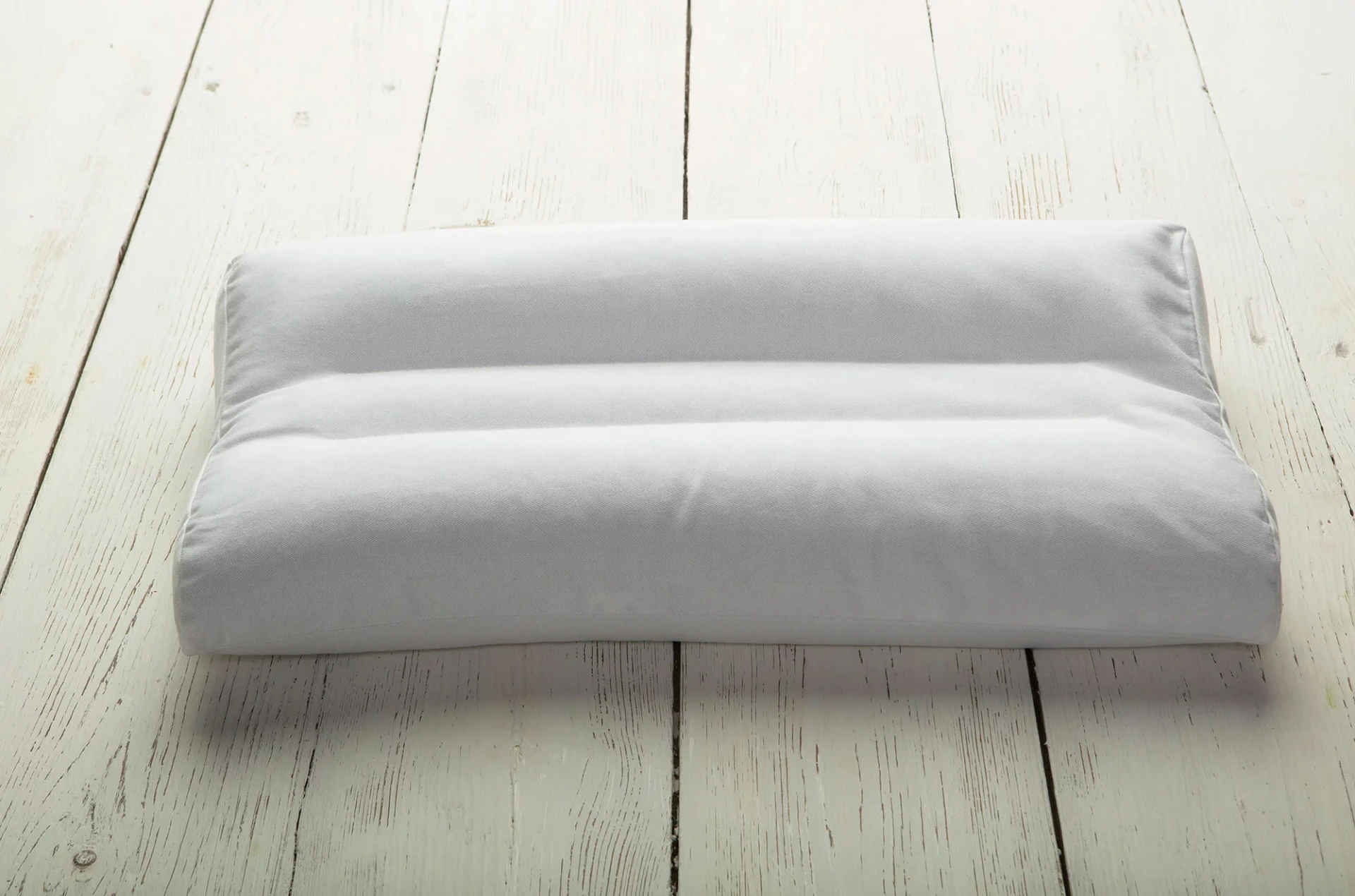 wyprofilowana-poduszka-do-spania-w-kazdej-pozycji-profiline-30-x-50-z-natruralnym-wypelnieniem-balanssen-4.webp