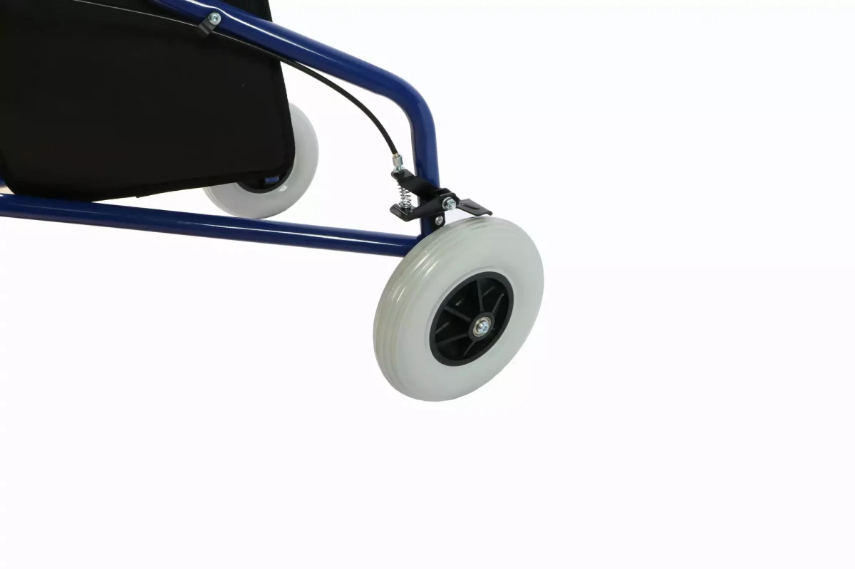 podporka-trojkolowa-z-koszykiem-i-hamulcami-dla-seniorow-rf-611-reha-fund-3.webp