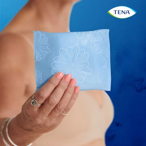 tena-discreet-extra-plus-single-wrapped-in-hand-mshi.webp