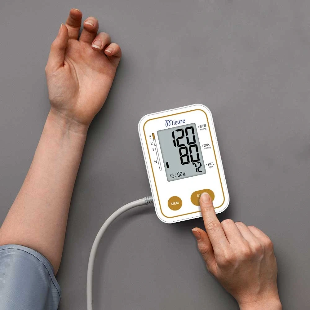 cisnieniomierz-naramienny-do-mierzenia-cisnienia-c03a-misure-4.webp