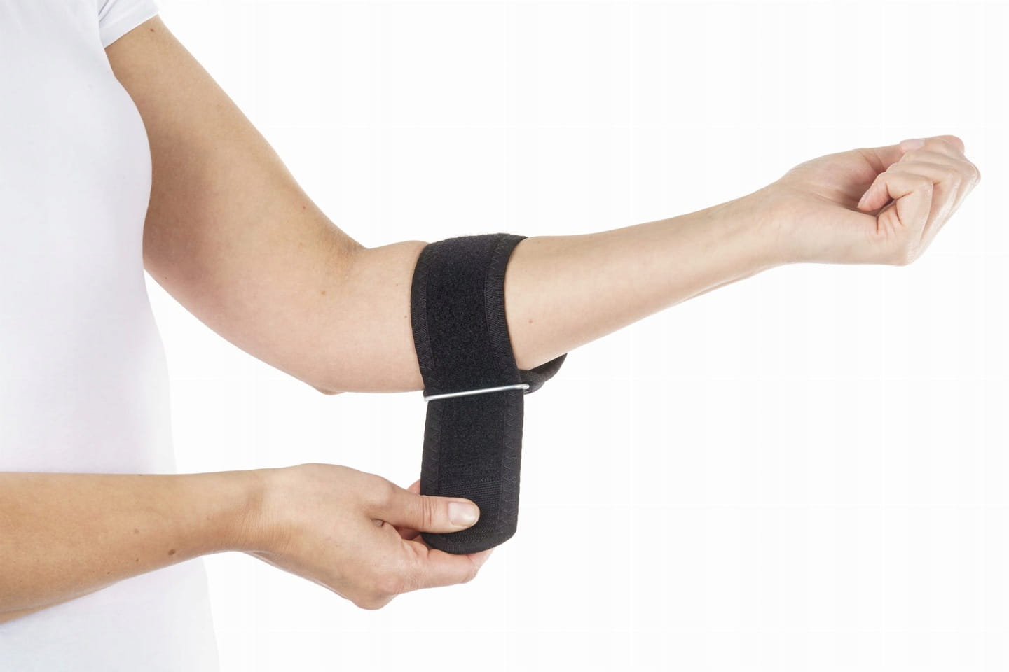 STABILIZATOR-NA-LOKIEC-TENISISTY-SILOWNIE-OPASKA-Marka-Tynor.jpg