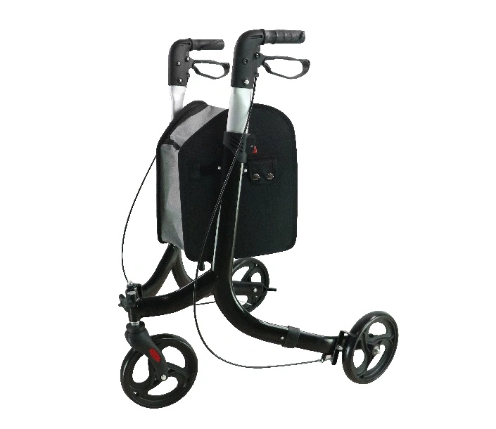 balkonik-trojkolowy-chodzik-z-torba-i-hamulcami-do-136-kg-armedical-2.webp