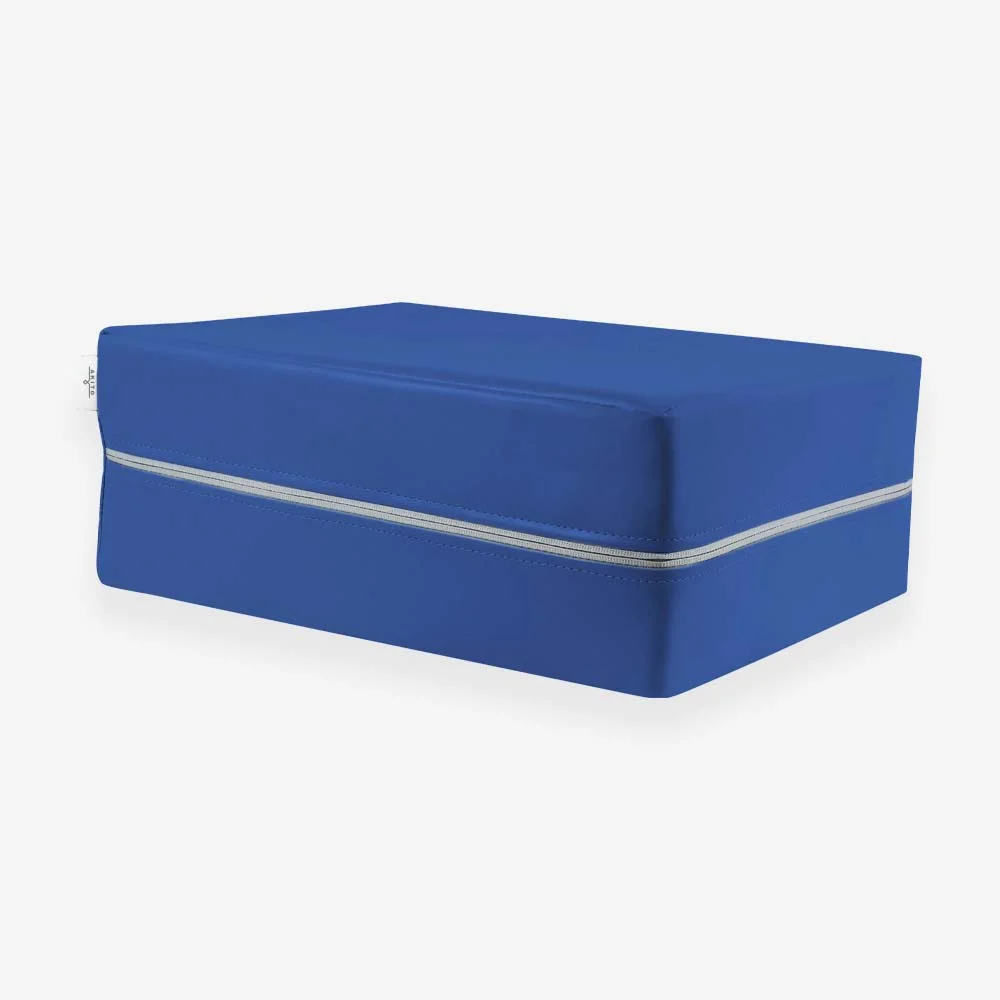 kostka-do-rehabilitacji-i-pozycjonowania-pacjenta-ksztaltka-40-x-30-x-15-cm-premium-akito-2.webp