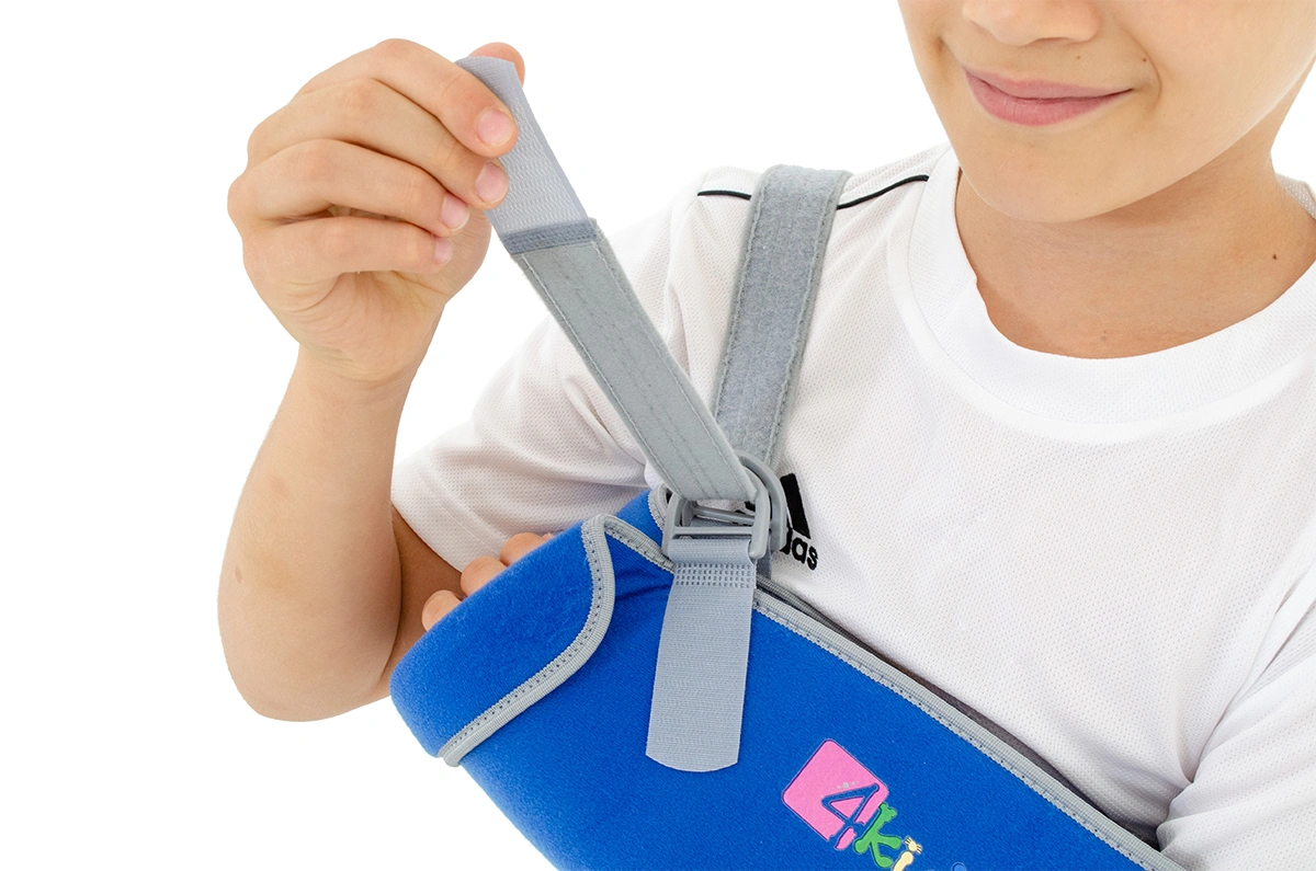 tebmalk-ortopedyczny-dla-dziecka-z-pileczka-rehabilitacyjna-do-noszenia-reh4mat-okg-06-9.webp