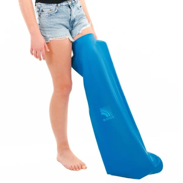 wodoodporny-ochraniacz-na-gips-dla-dziecka-wielokrotnego-uzytku-na-noge-bloccs-9.webp