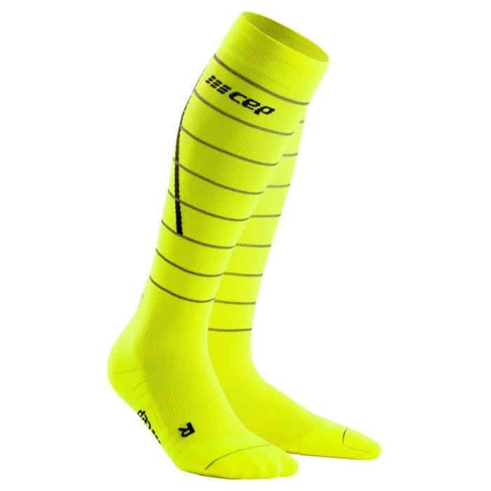 skarpety-dlugie-kompresyjne-medyczne-z-odblaskami-do-biegania-reflective-cep-meskie-10.jpg