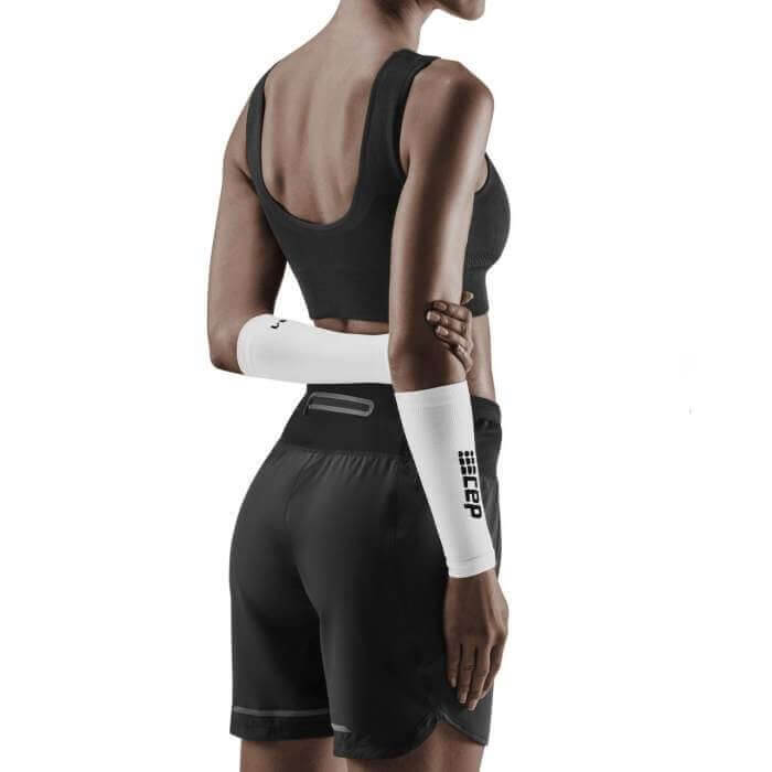 rekawy-kompresyjne-na-przedramiona-do-grania-cwiczen-sportowe-cep-unisex-7.jpg
