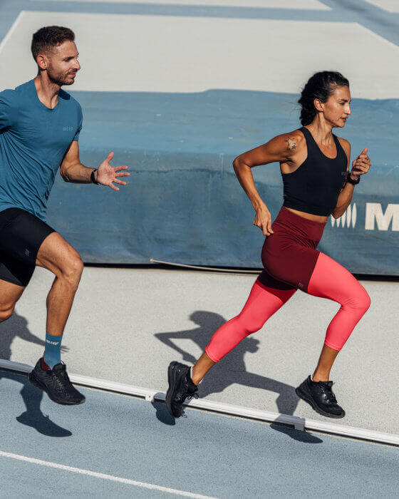 damski-crop-top-sportowy-stanik-koszulka-do-biegania-i-cwiczen-CEP-9.jpg