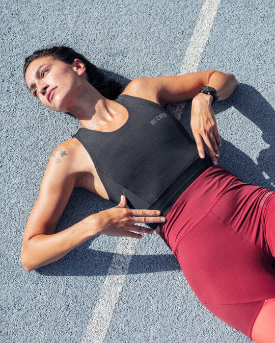 damski-crop-top-sportowy-stanik-koszulka-do-biegania-i-cwiczen-CEP-87.jpg