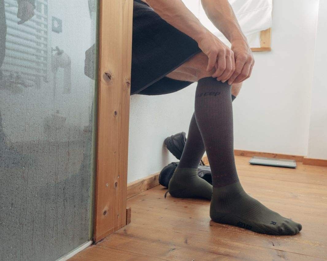 skarpety-kompresyjne-regeneracyjne-sportowe-infrared-recovery-damskie-cep-sport-12.jpg