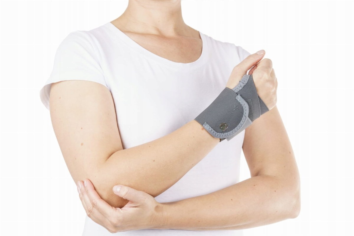 STABILIZATOR-NADGARSTKA-ORTEZA-REKI-PO-ZLAMANIU-Marka-Tynor (1).jpg