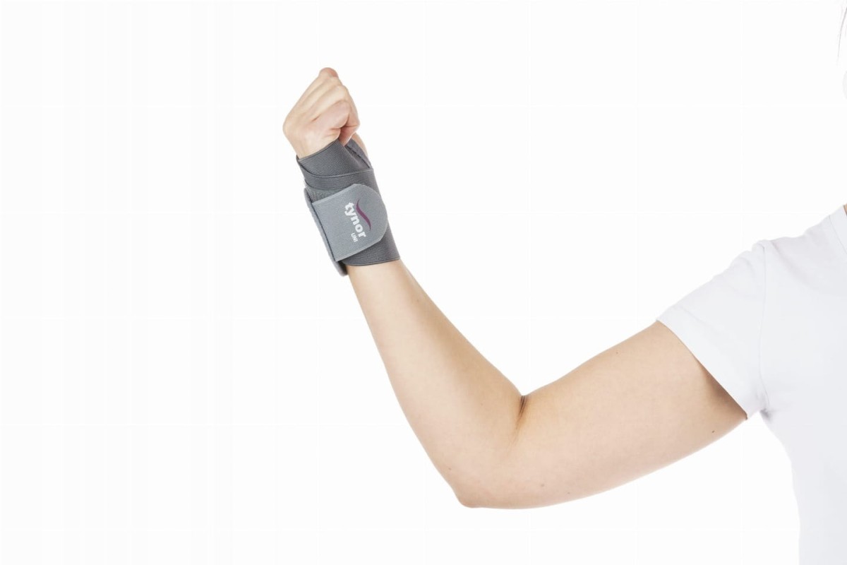 STABILIZATOR-NADGARSTKA-ORTEZA-REKI-PO-ZLAMANIU-Model-E06.jpg