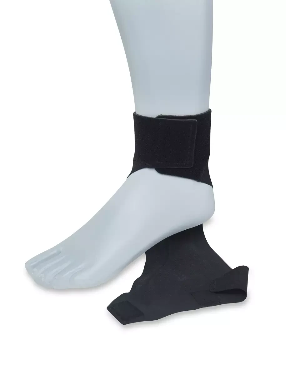 miekka-orteza-stawu-skokowego-opaska-kompresyjna-filmista-zamst-3.webp