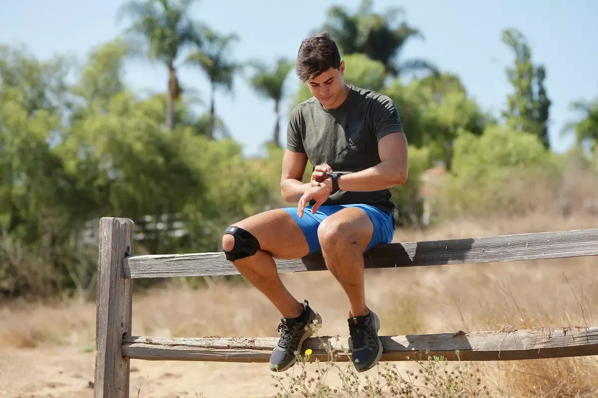 miekki-stabilizator-kolana-sportowy-opaska-usztywniajaca-filmista-knee-zamst-4.webp