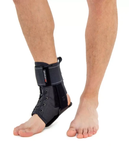 Sznurowana orteza stawu skokowego z usztywnieniem bocznym i łuską podeszwową AM-OSS-11 Reh4Mat