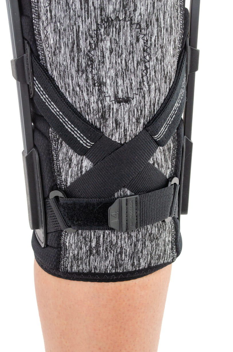 orteza-stawu-kolanowego-z-fiszbinami-i-stabilizatorem-acl-eb-ska-czarny-reh4mat-7.jpg