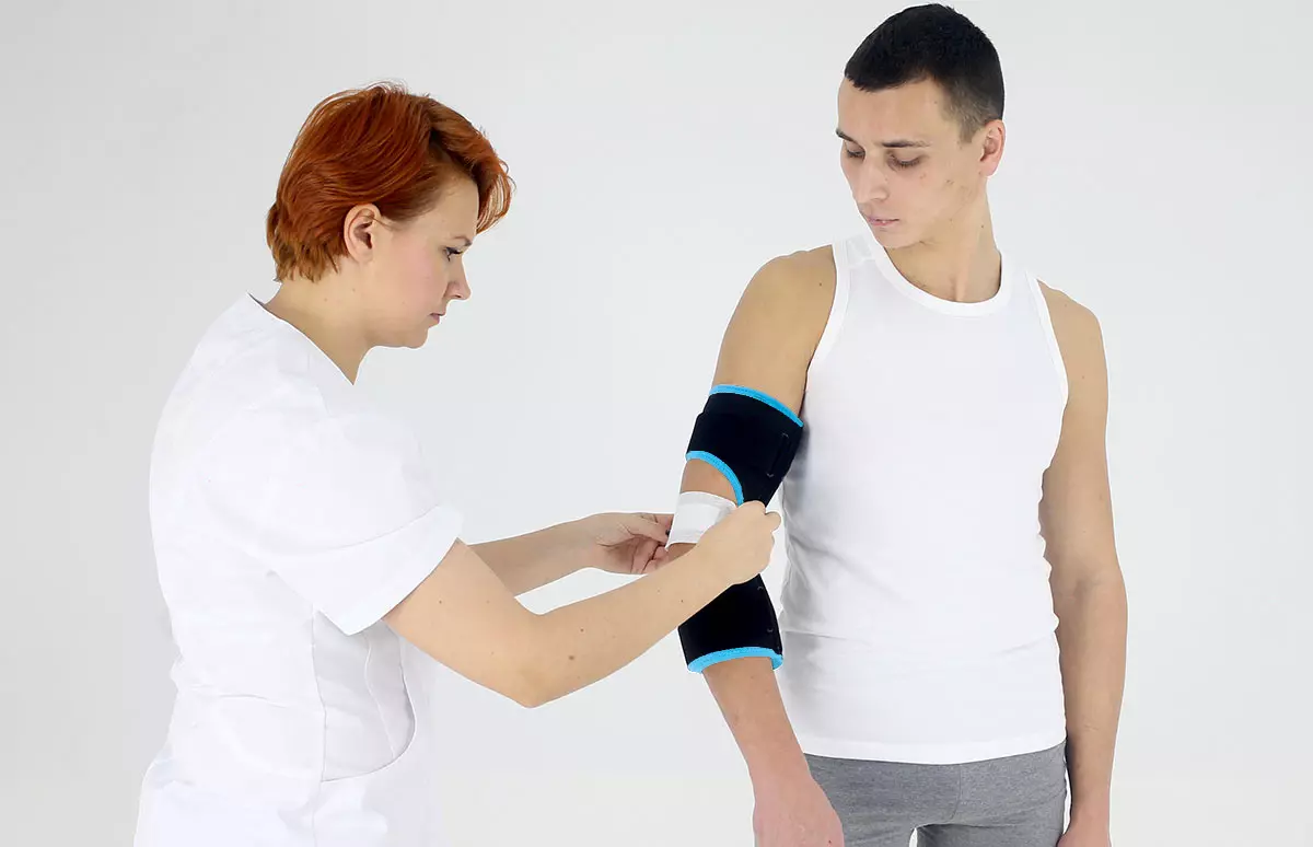 otwarta-orteza-stawu-lokciowego-z-szyna-i-regulacja-ruchomosci-okg-04-reh4mat-12.webp
