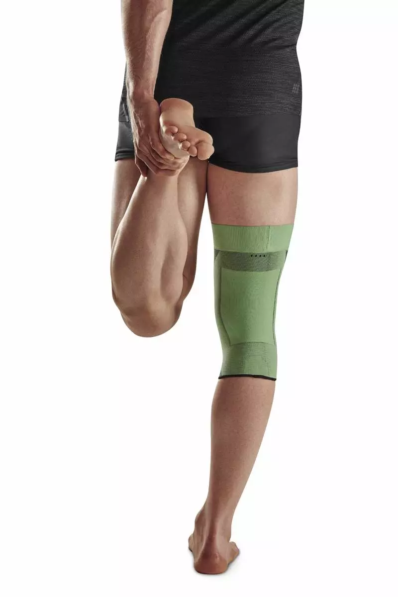 opaska-kompresyjna-na-kolano-do-biegania-i-cwiczen-unisex-cep-8.webp