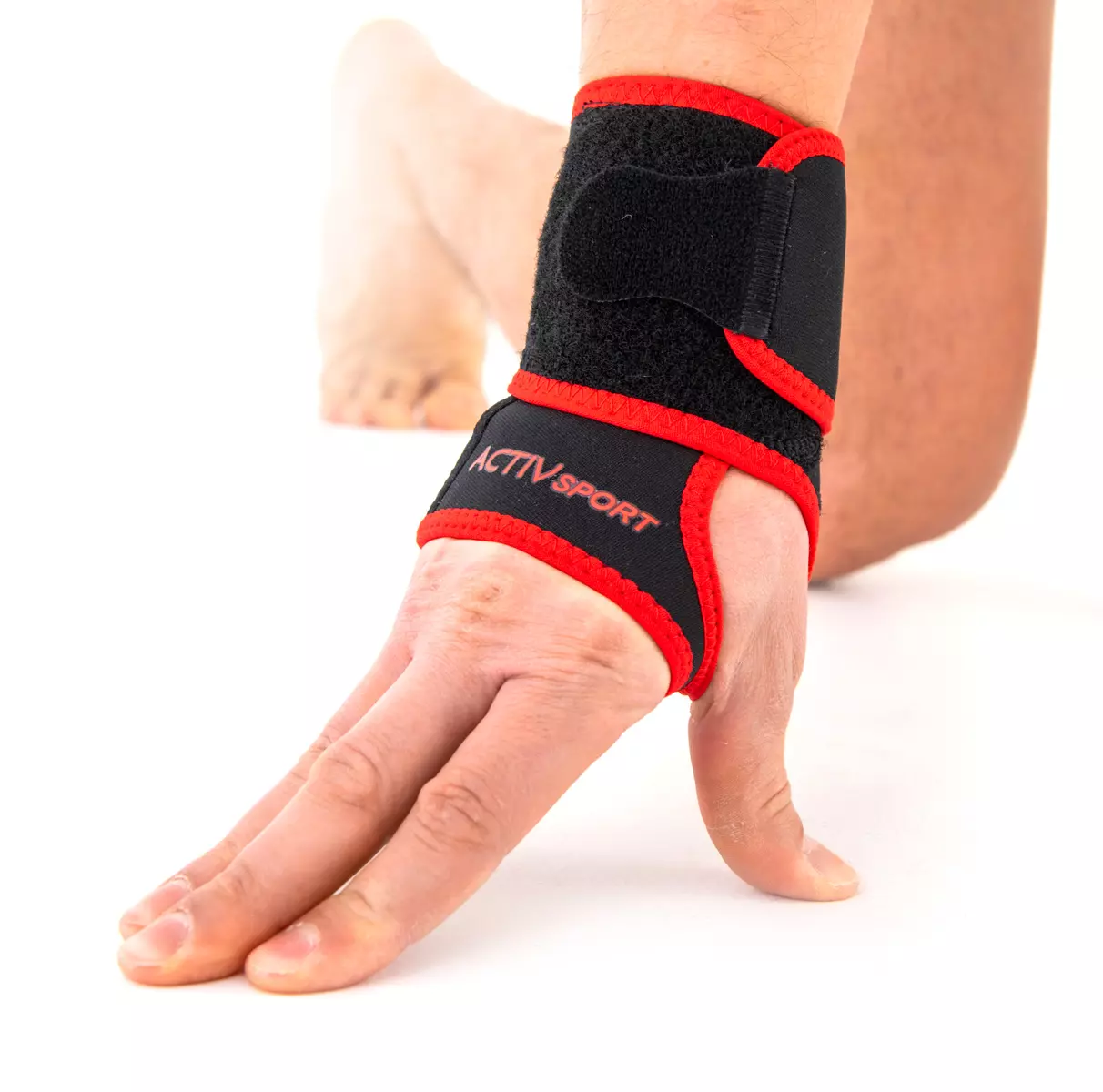 stabilizator-na-nadgarstek-opaska-kompresyjna-as-n-01-reh4mat-4.webp