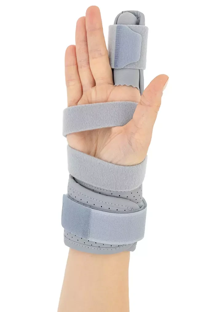 orteza-do-usztywnienia-palcow-reki-am-d-02-reh4mat-2.webp