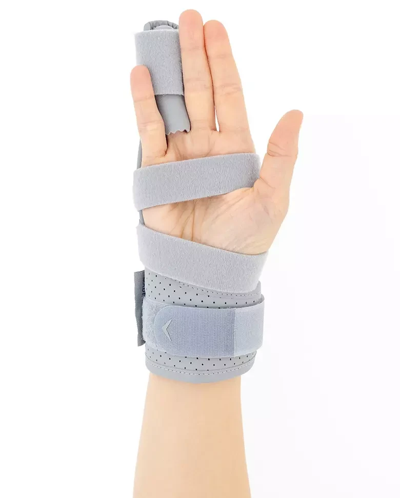orteza-do-usztywnienia-palcow-reki-am-d-02-reh4mat-4.webp